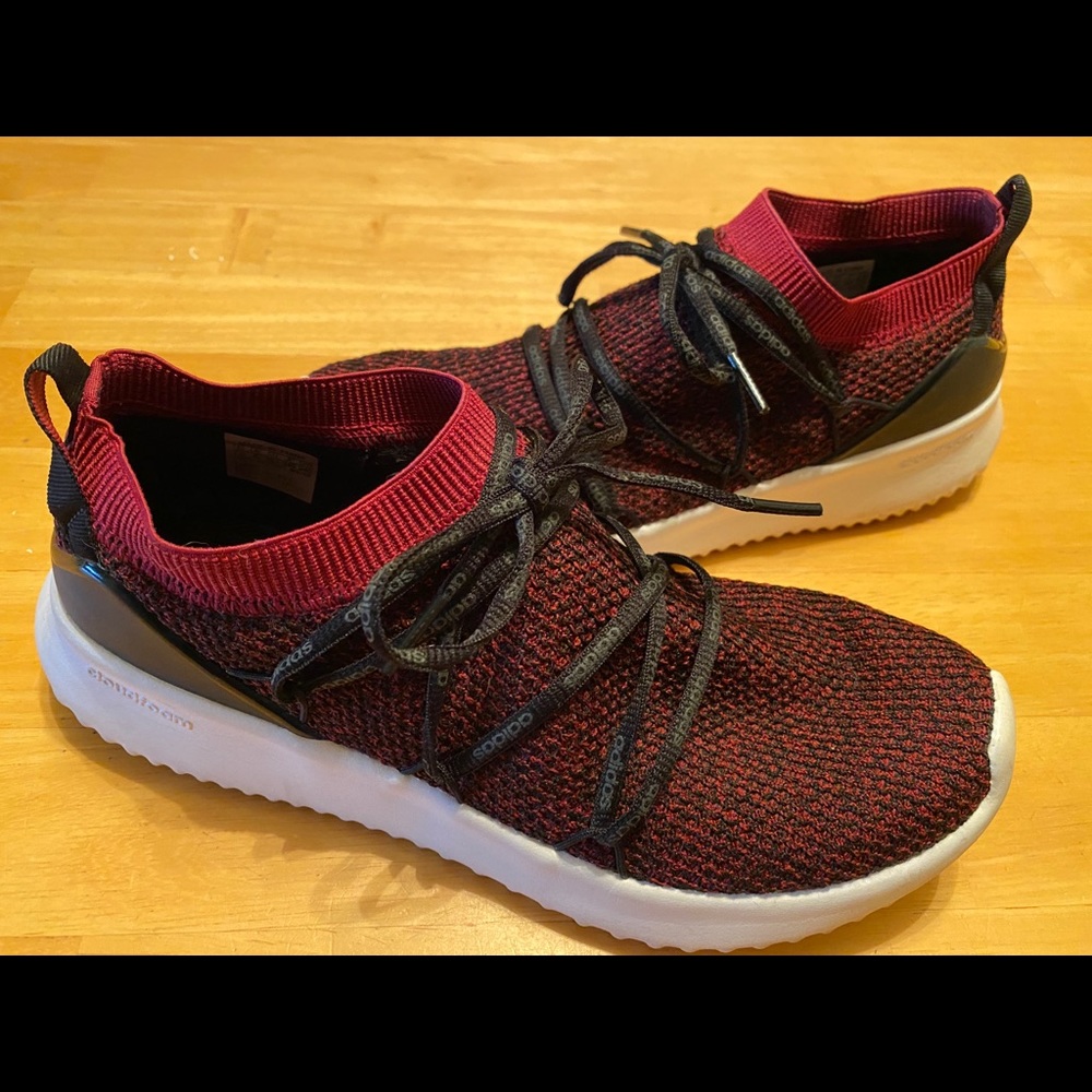 ADIDAS tennis shoes